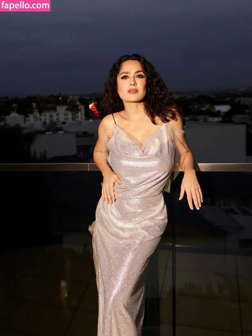 Salma Hayek / salmahayek Onlyfans Photo Gallery 