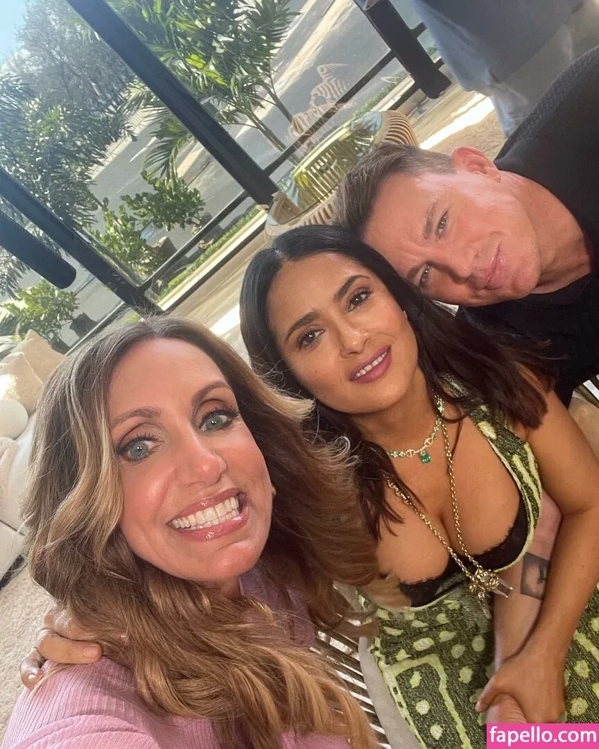 Salma Hayek / salmahayek Onlyfans Photo Gallery 