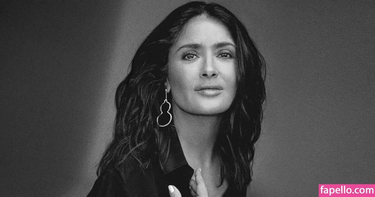 Salma Hayek / salmahayek Onlyfans Photo Gallery 