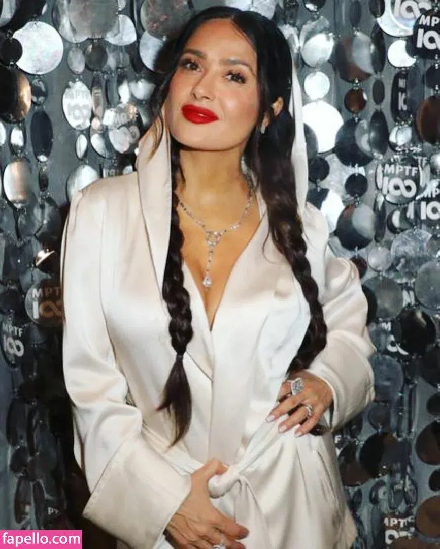Salma Hayek / salmahayek Onlyfans Photo Gallery 