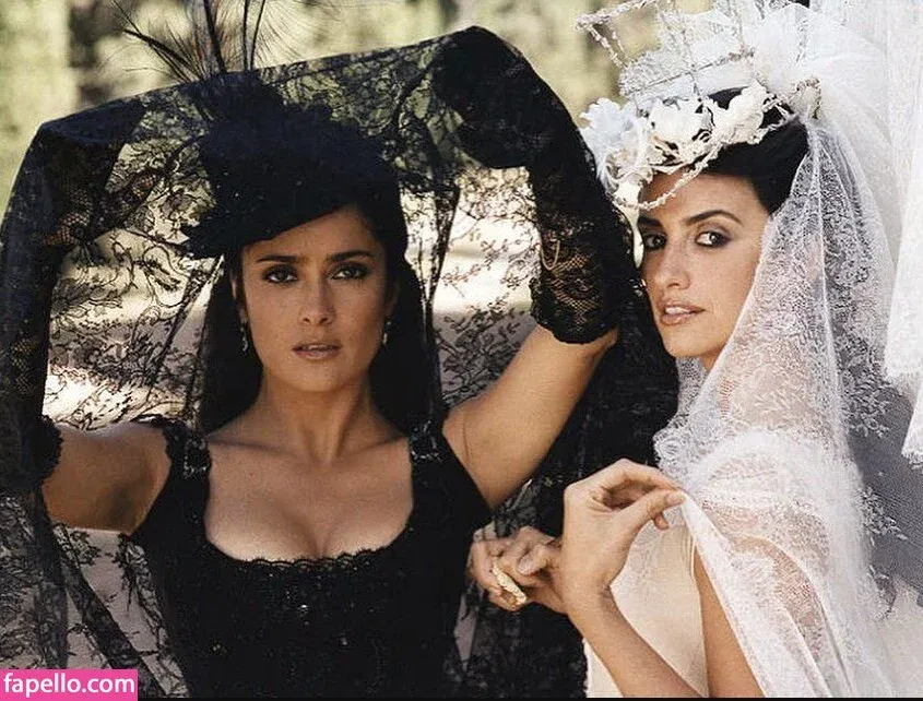 Salma Hayek / salmahayek Onlyfans Photo Gallery 