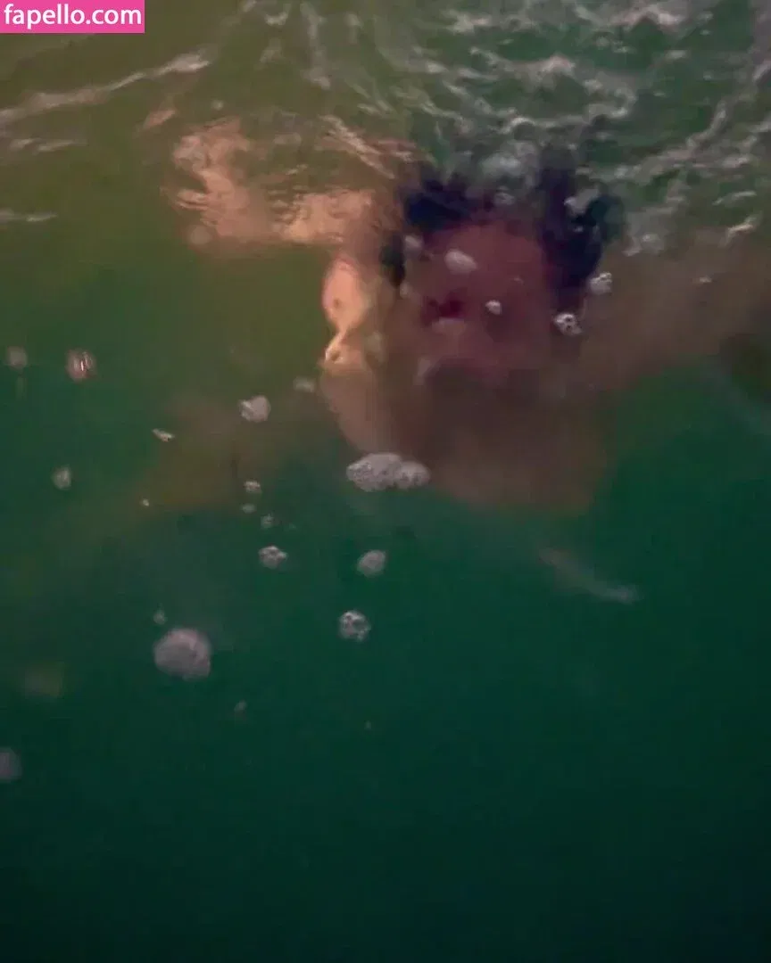 Salma Hayek / salmahayek Onlyfans Photo Gallery 