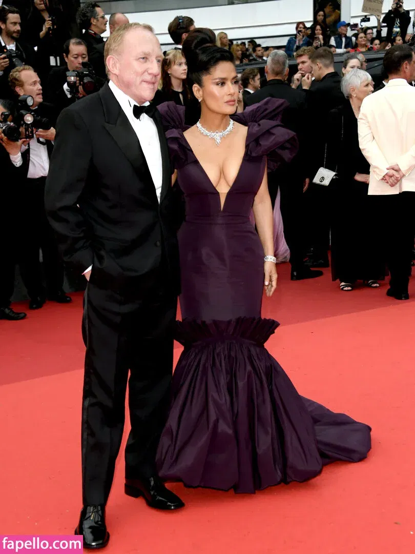 Salma Hayek / salmahayek Onlyfans Photo Gallery 