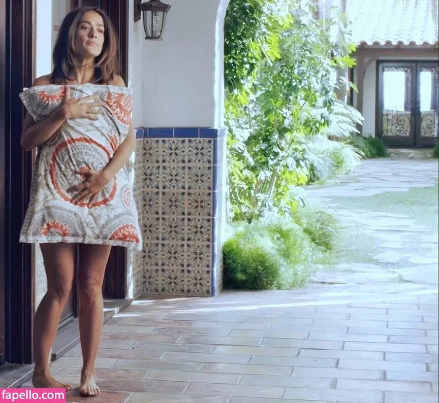 Salma Hayek / salmahayek Onlyfans Photo Gallery 