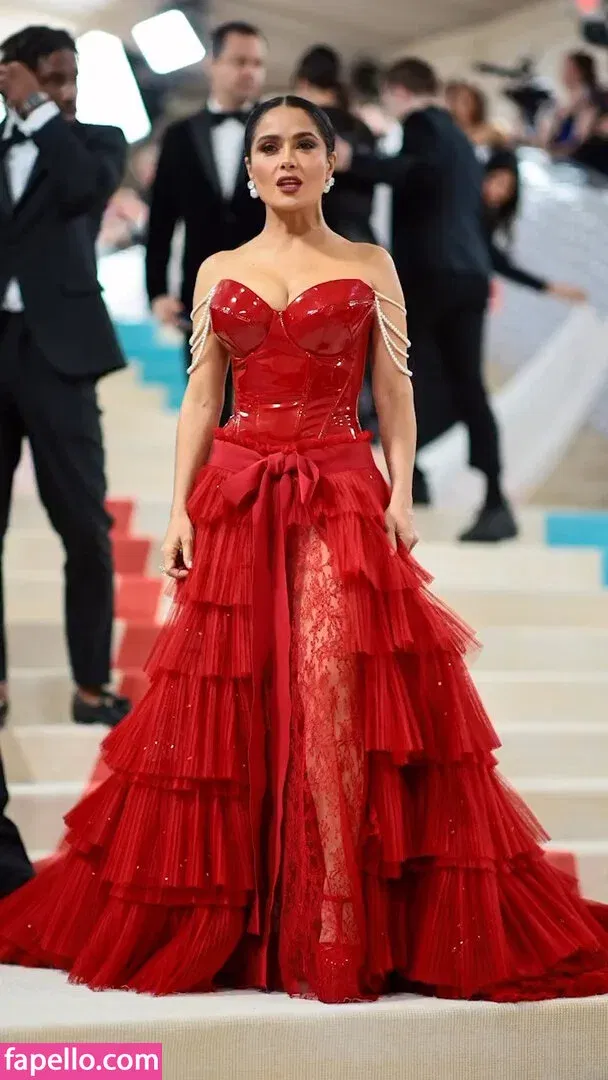 Salma Hayek / salmahayek Onlyfans Photo Gallery 