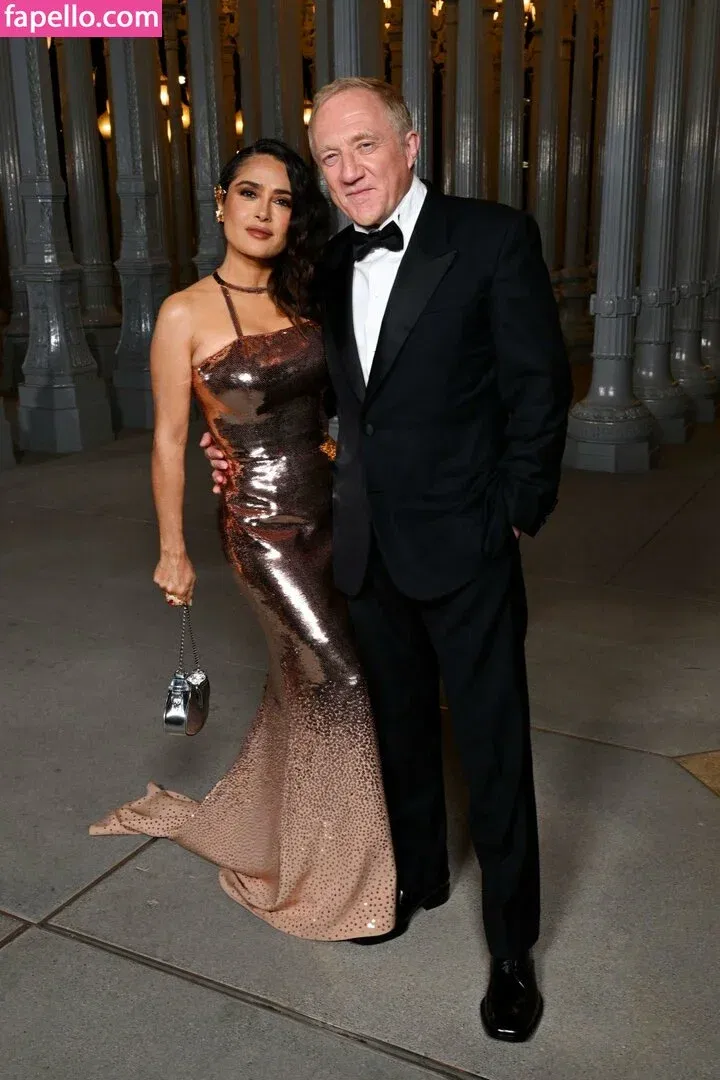 Salma Hayek / salmahayek Onlyfans Photo Gallery 