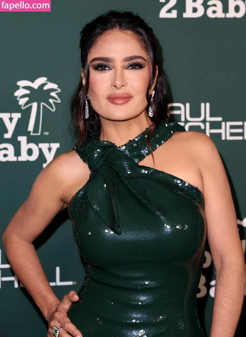 Salma Hayek / salmahayek Onlyfans Photo Gallery 