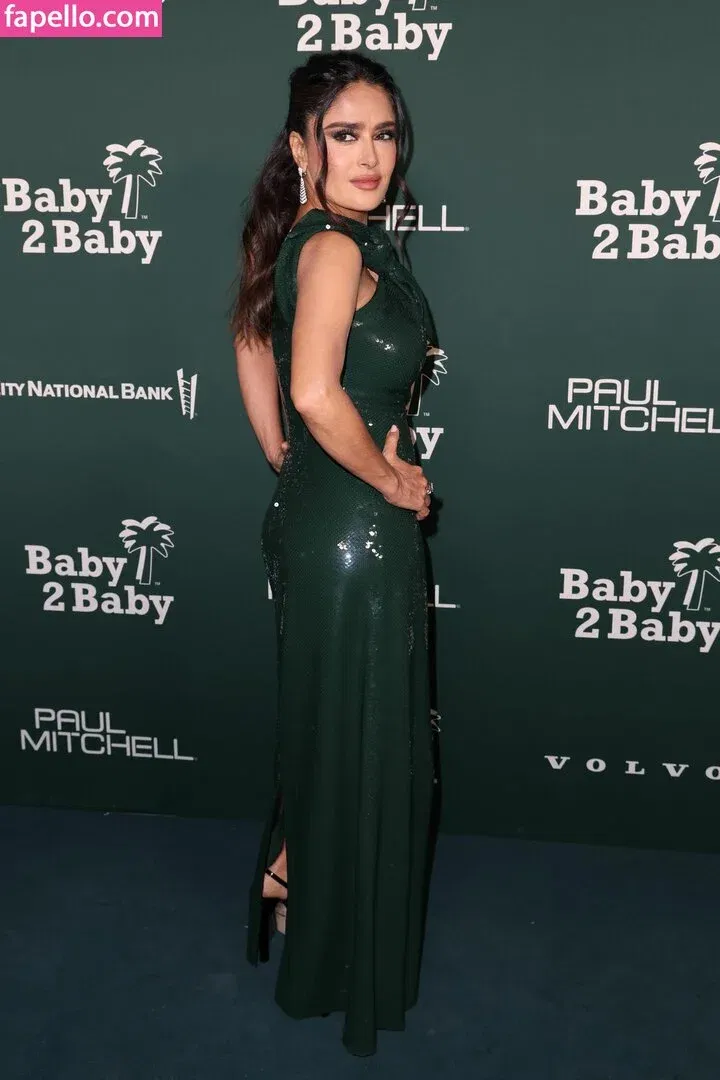 Salma Hayek / salmahayek Onlyfans Photo Gallery 