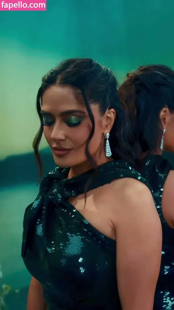 Salma Hayek / salmahayek Onlyfans Photo Gallery 