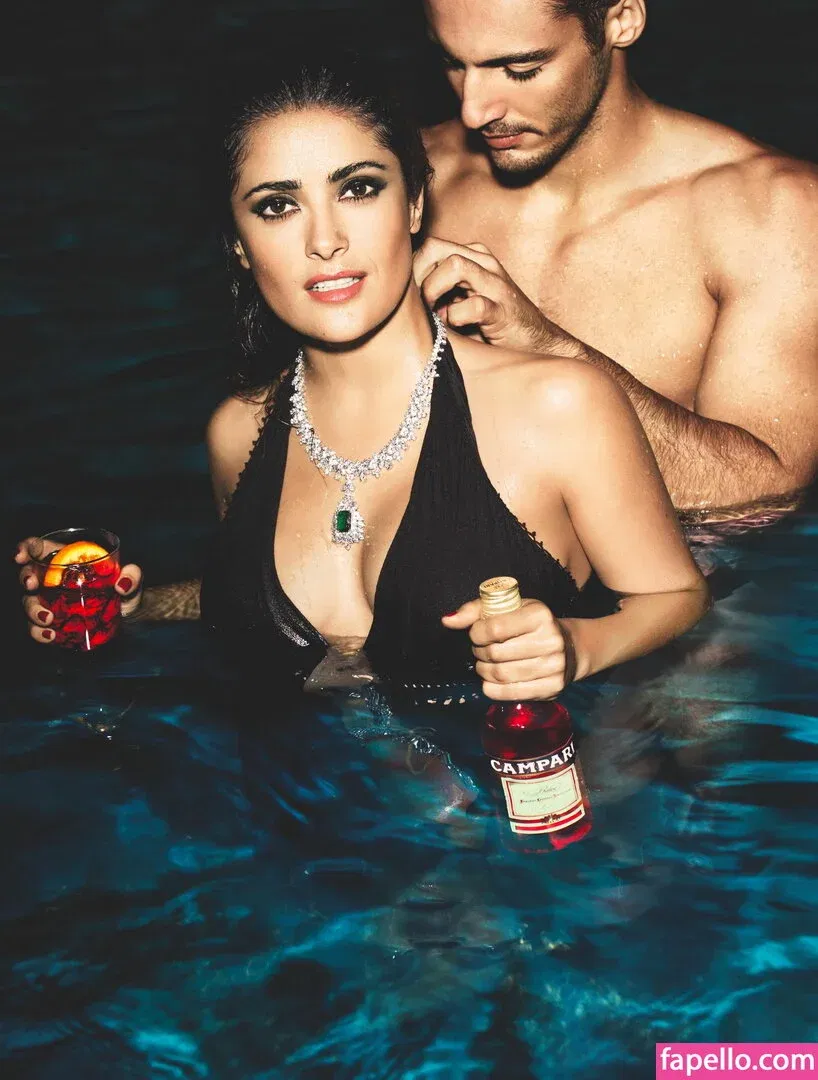 Salma Hayek / salmahayek Onlyfans Photo Gallery 