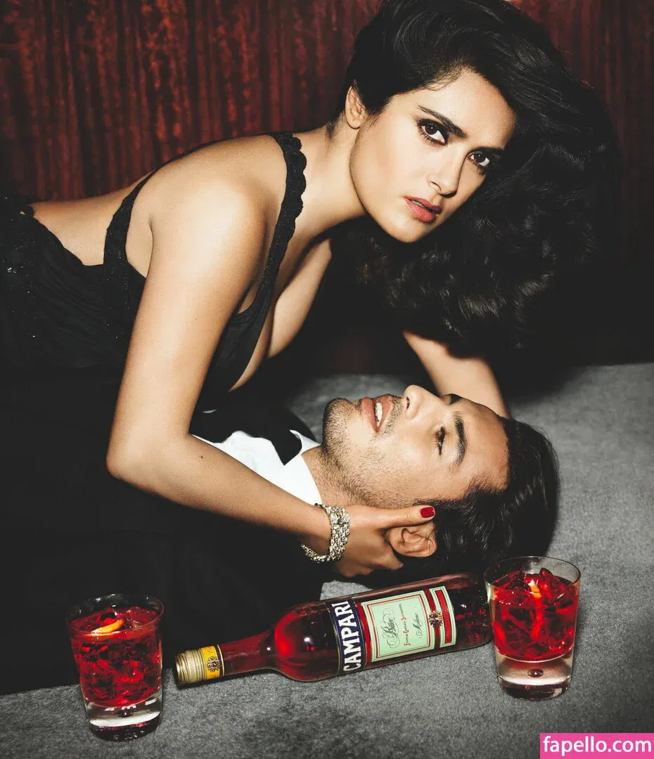 Salma Hayek / salmahayek Onlyfans Photo Gallery 