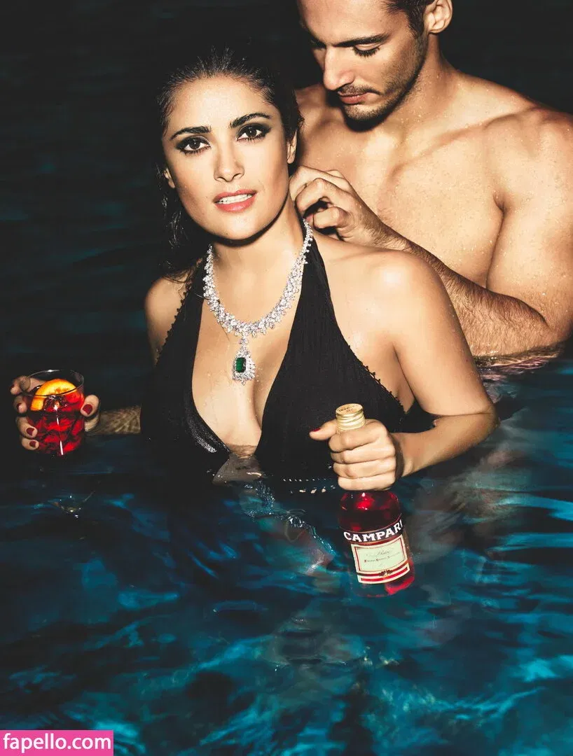 Salma Hayek / salmahayek Onlyfans Photo Gallery 