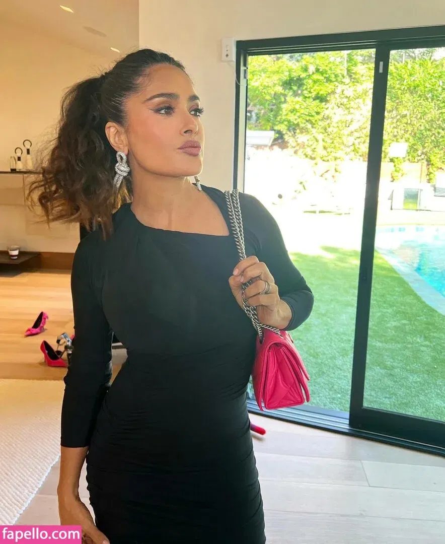 Salma Hayek / salmahayek Onlyfans Photo Gallery 