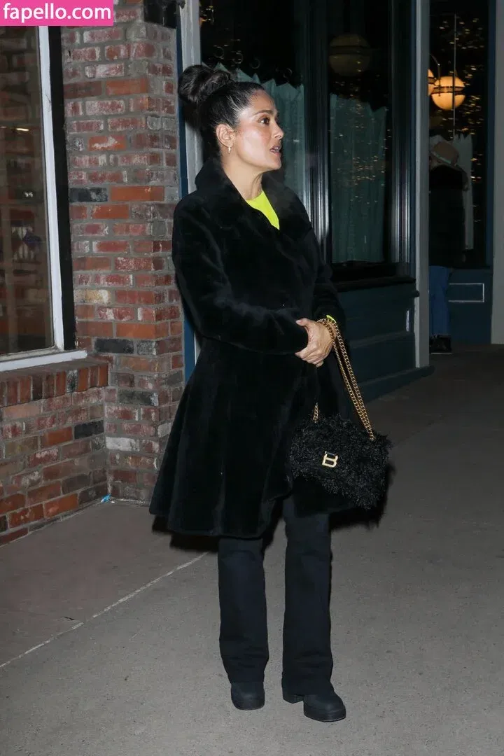 Salma Hayek / salmahayek Onlyfans Photo Gallery 