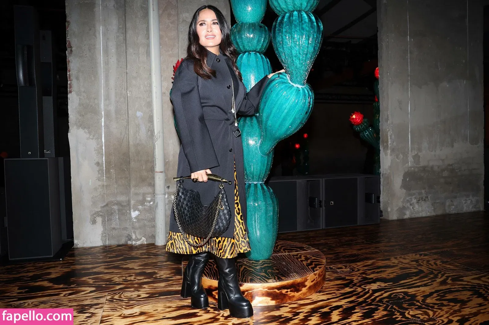 Salma Hayek / salmahayek Onlyfans Photo Gallery 