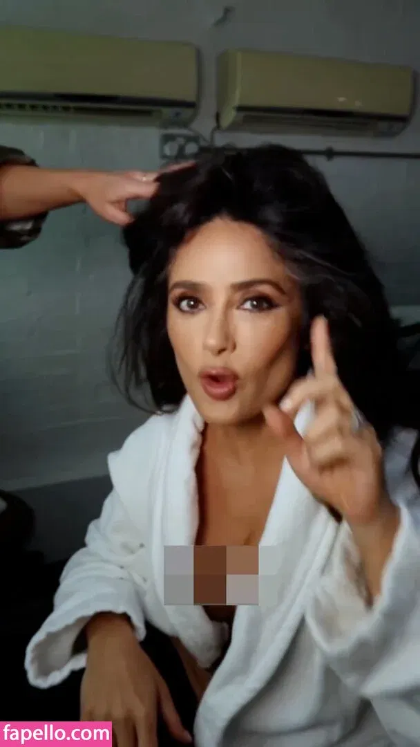 Salma Hayek / salmahayek Onlyfans Photo Gallery 