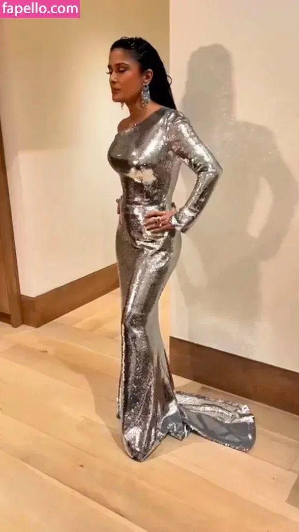 Salma Hayek / salmahayek Onlyfans Photo Gallery 