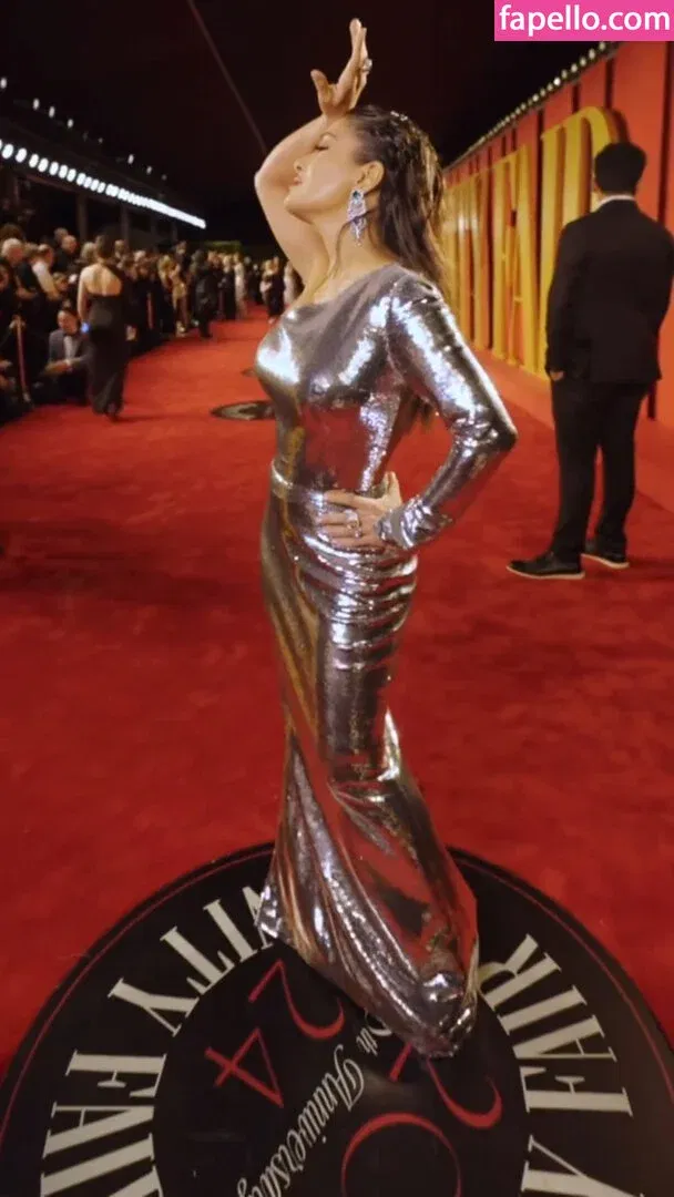 Salma Hayek / salmahayek Onlyfans Photo Gallery 