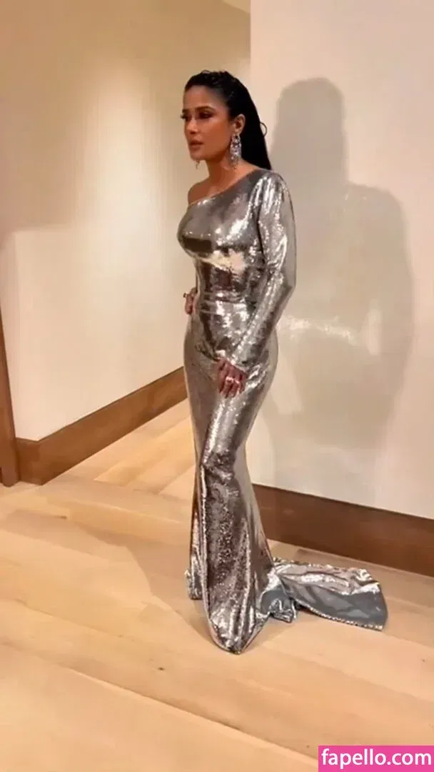 Salma Hayek / salmahayek Onlyfans Photo Gallery 