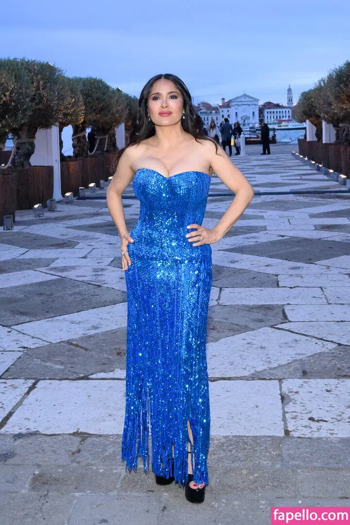 Salma Hayek / salmahayek Onlyfans Photo Gallery 