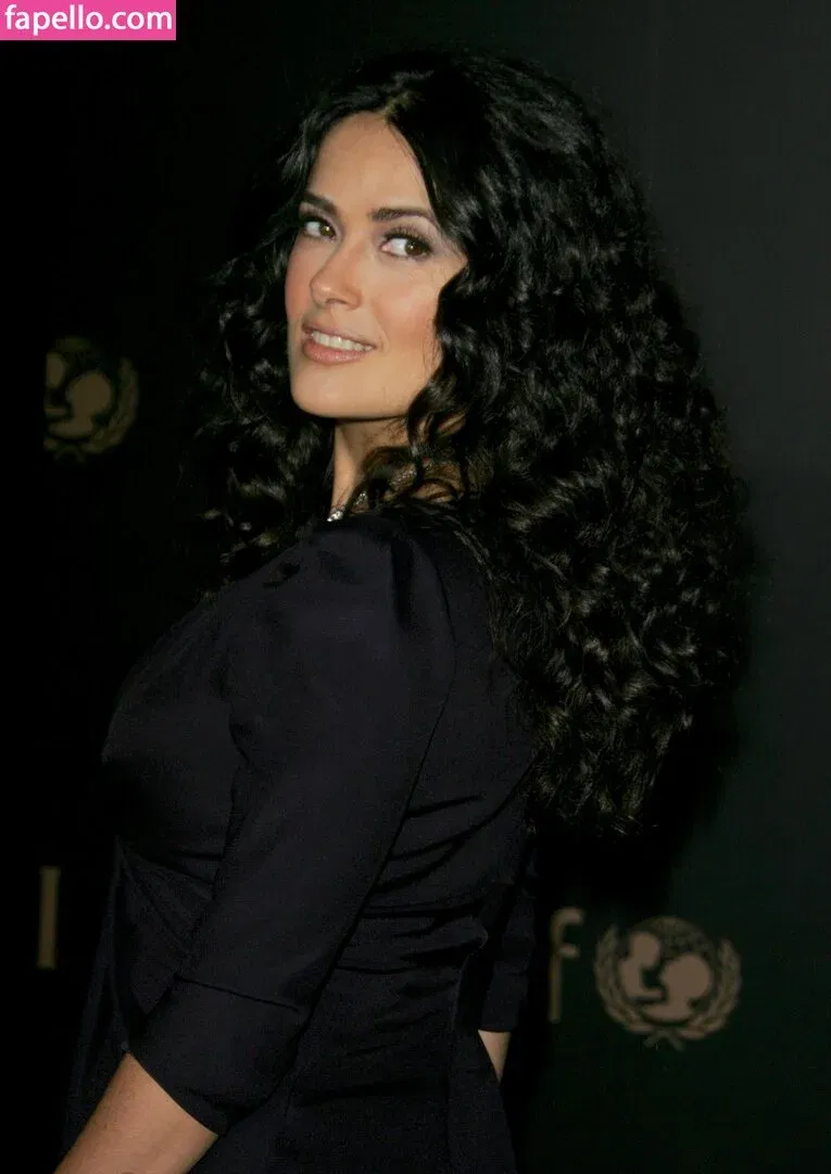 Salma Hayek / salmahayek Onlyfans Photo Gallery 