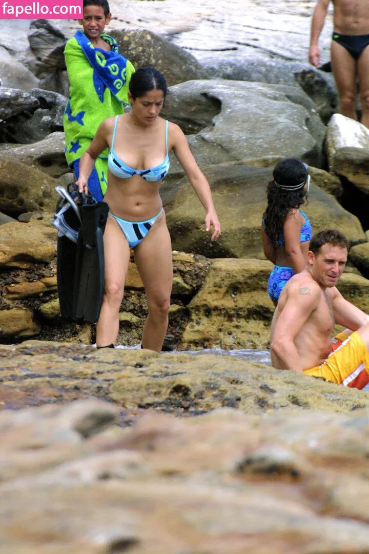 Salma Hayek / salmahayek Onlyfans Photo Gallery 