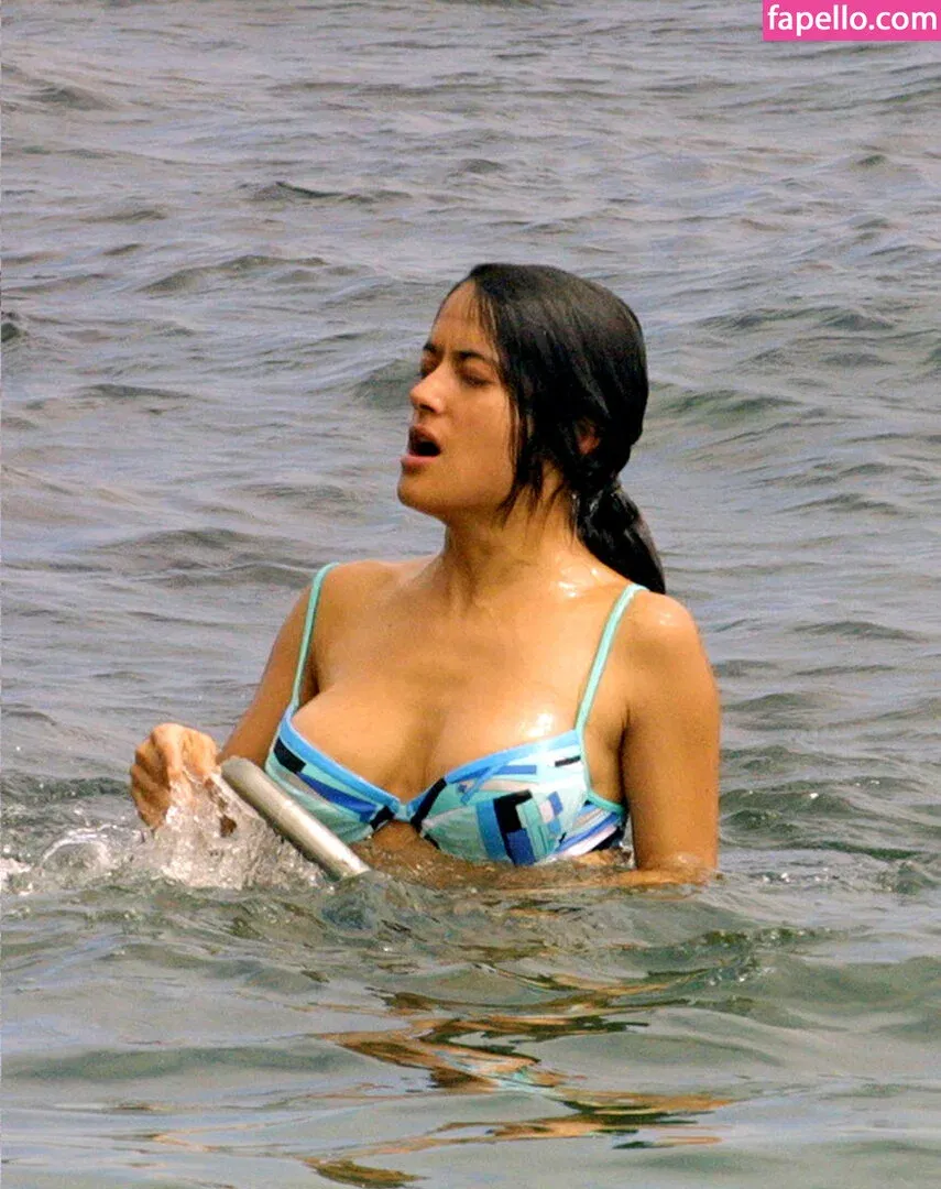 Salma Hayek / salmahayek Onlyfans Photo Gallery 