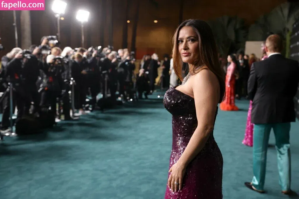 Salma Hayek / salmahayek Onlyfans Photo Gallery 