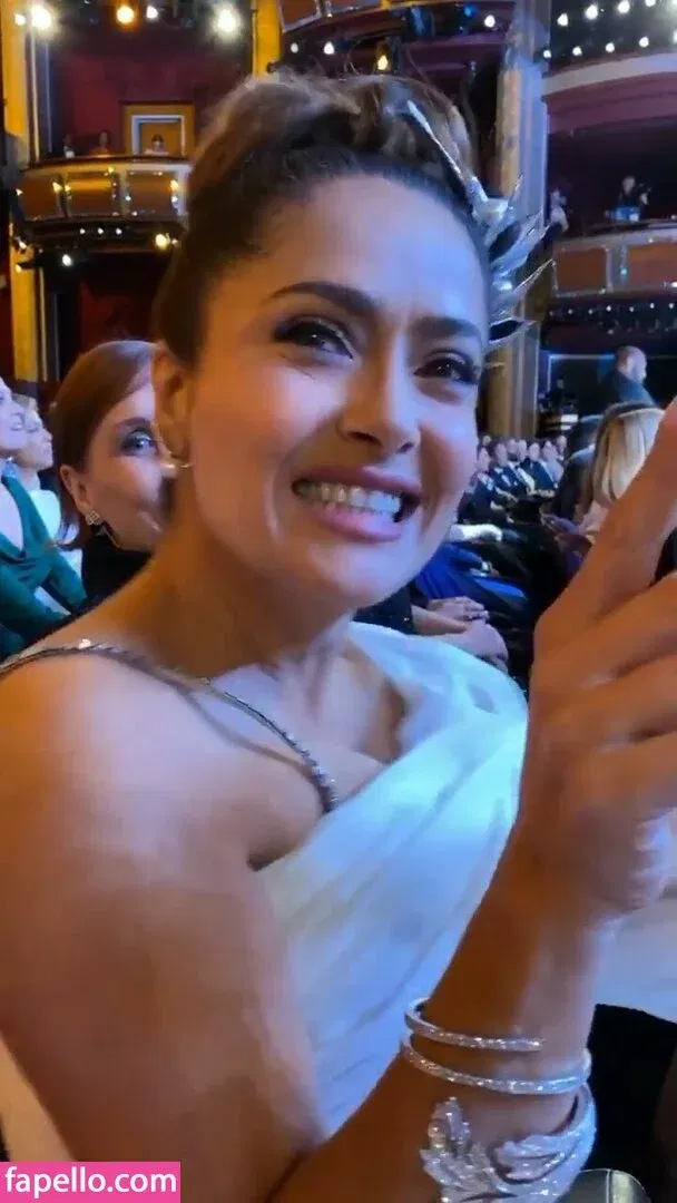 Salma Hayek / salmahayek Onlyfans Photo Gallery 
