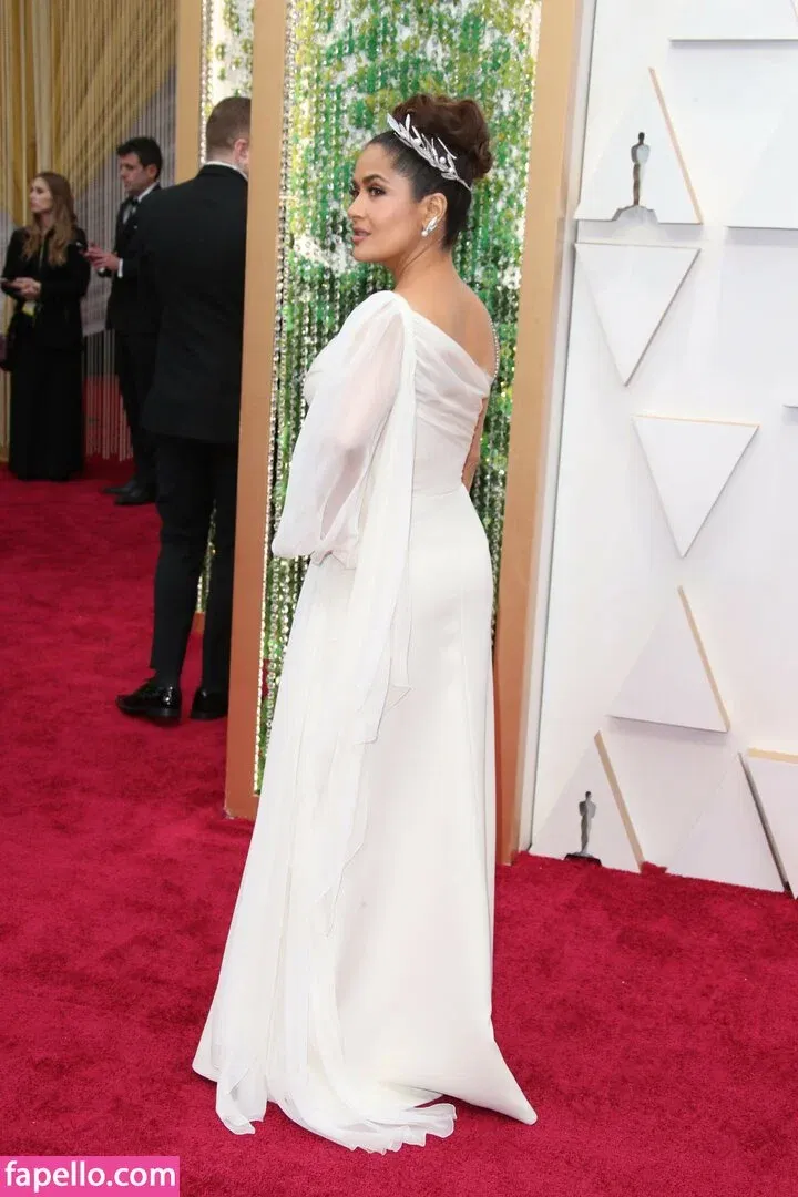 Salma Hayek / salmahayek Onlyfans Photo Gallery 