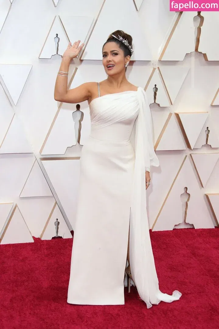 Salma Hayek / salmahayek Onlyfans Photo Gallery 