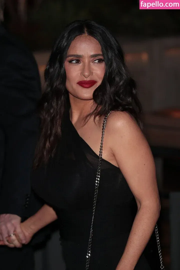 Salma Hayek / salmahayek Onlyfans Photo Gallery 