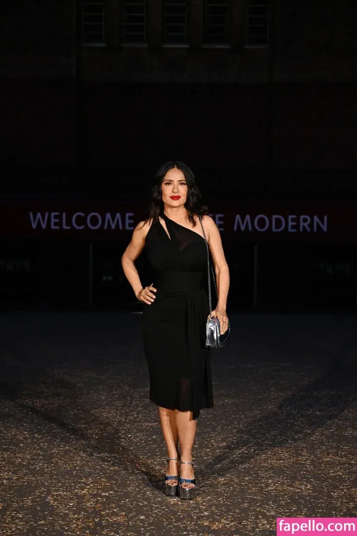 Salma Hayek / salmahayek Onlyfans Photo Gallery 