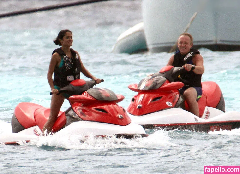 Salma Hayek / salmahayek Onlyfans Photo Gallery 