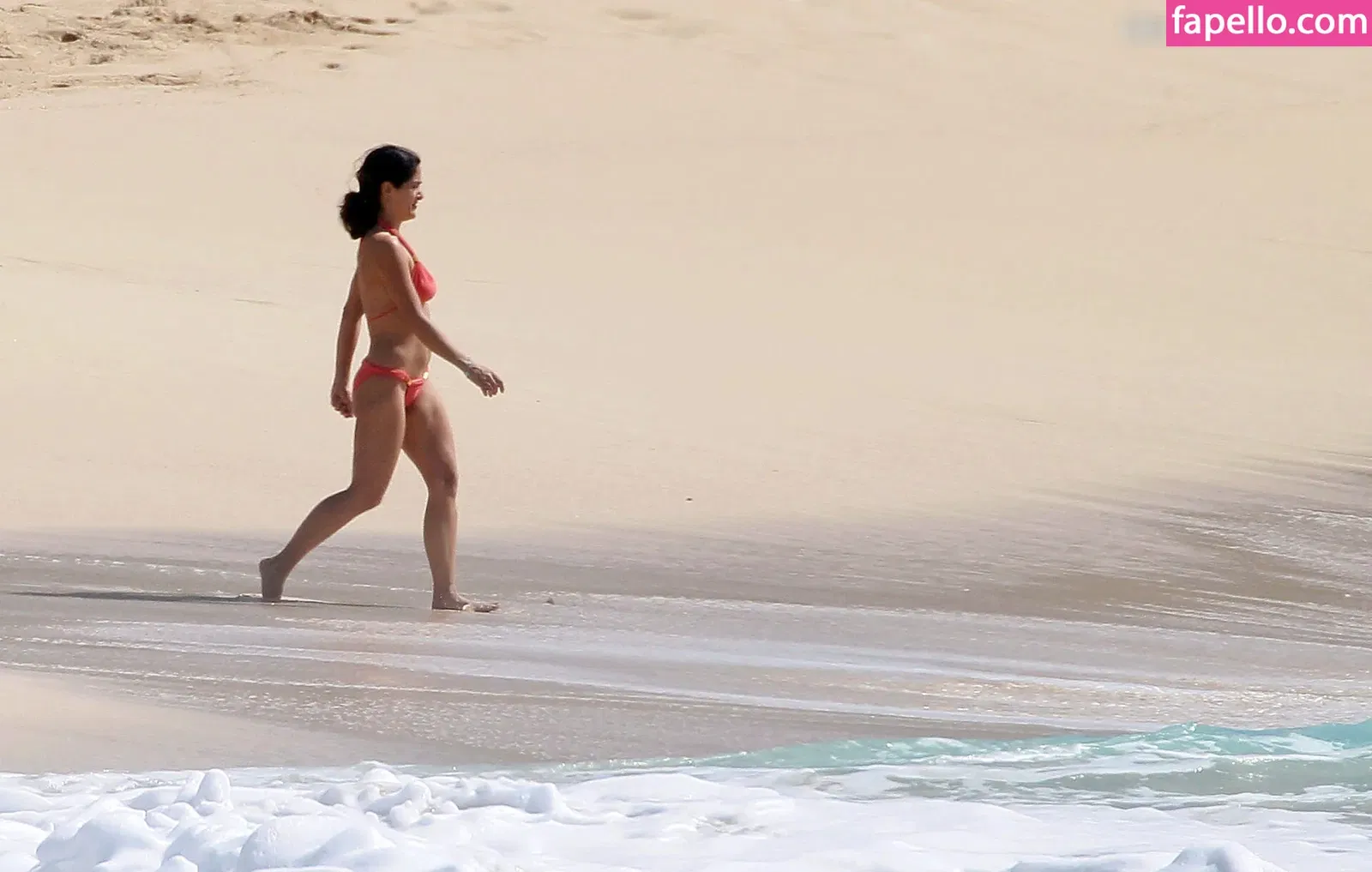 Salma Hayek / salmahayek Onlyfans Photo Gallery 