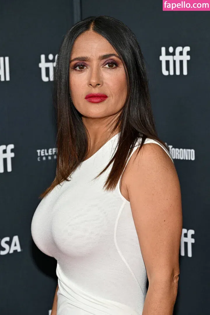 Salma Hayek / salmahayek Onlyfans Photo Gallery 