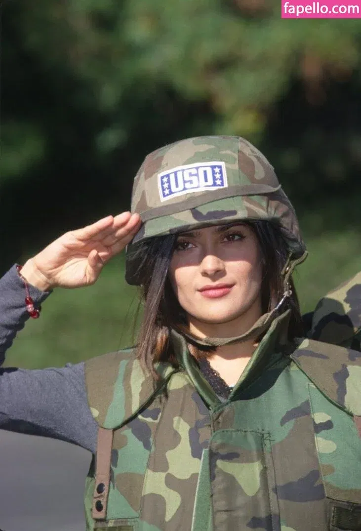 Salma Hayek / salmahayek Onlyfans Photo Gallery 