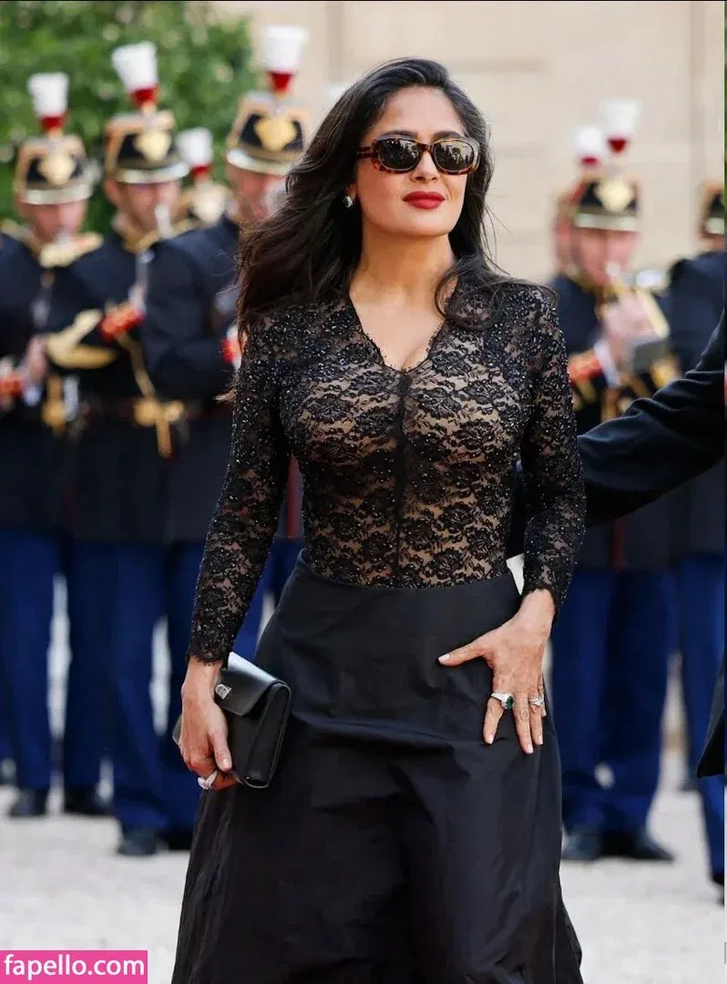 Salma Hayek / salmahayek Onlyfans Photo Gallery 