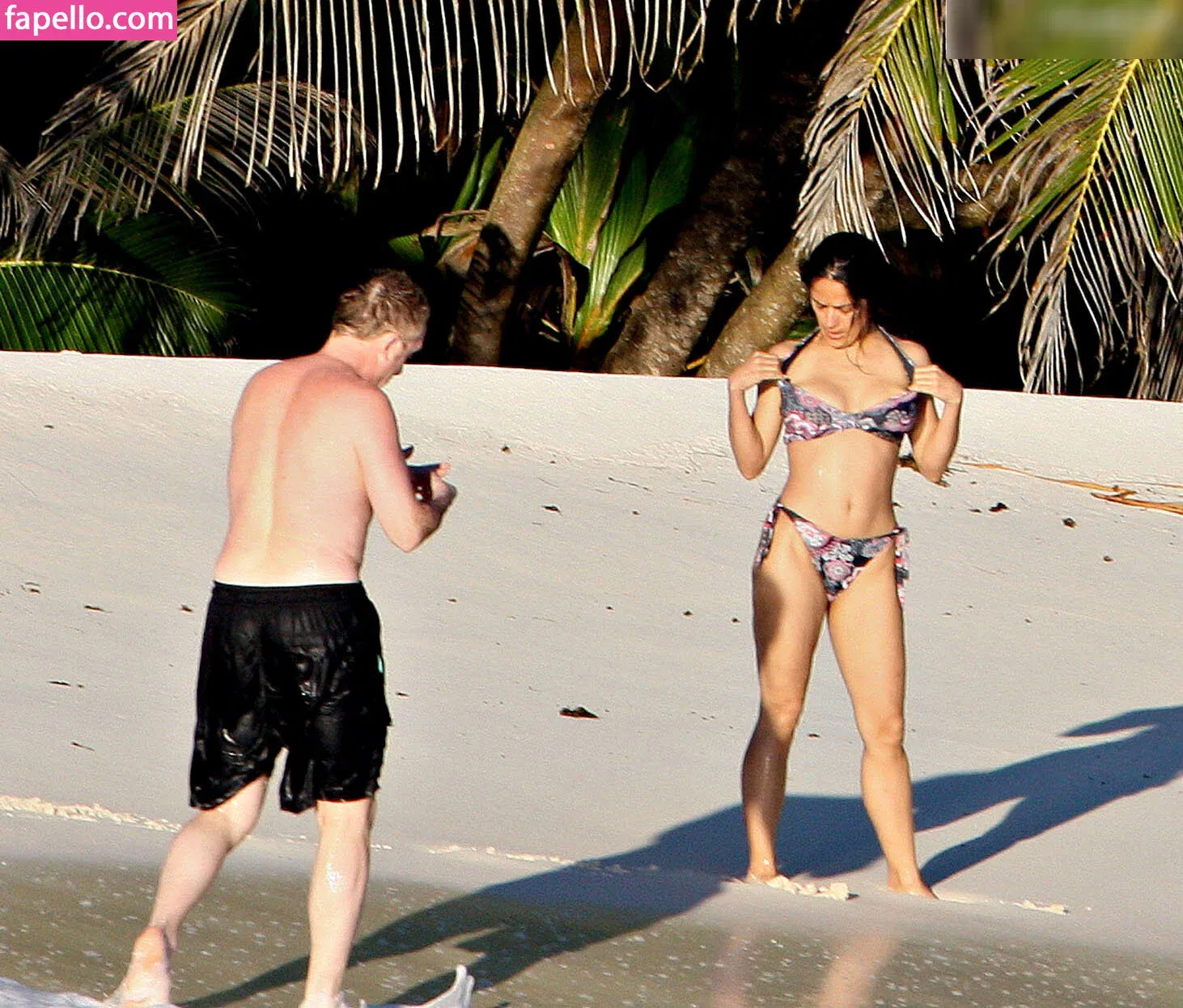 Salma Hayek / salmahayek Onlyfans Photo Gallery 