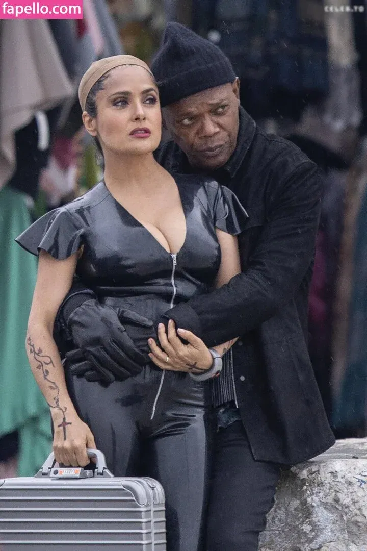 Salma Hayek / salmahayek Onlyfans Photo Gallery 