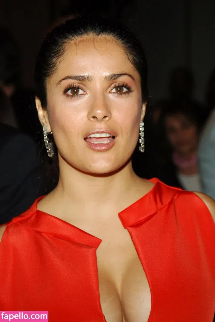 Salma Hayek / salmahayek Onlyfans Photo Gallery 