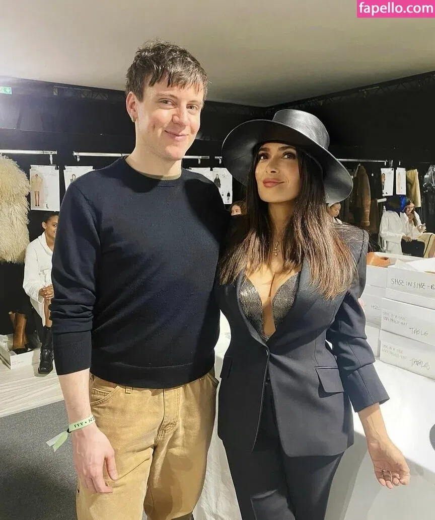 Salma Hayek / salmahayek Onlyfans Photo Gallery 