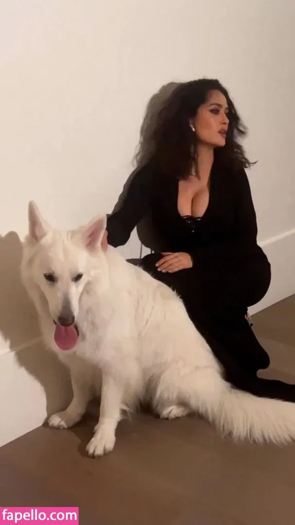 Salma Hayek / salmahayek Onlyfans Photo Gallery 