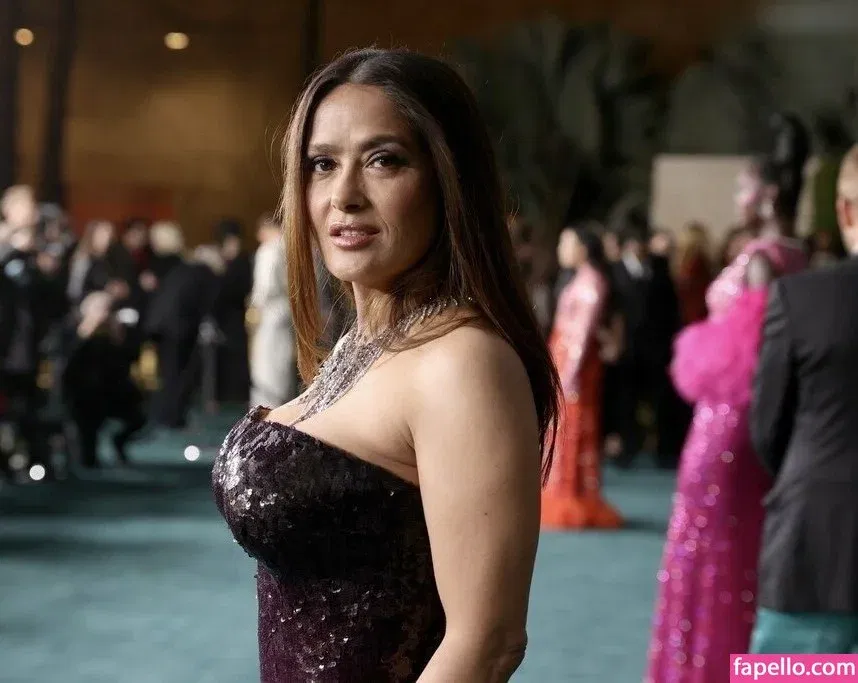Salma Hayek / salmahayek Onlyfans Photo Gallery 