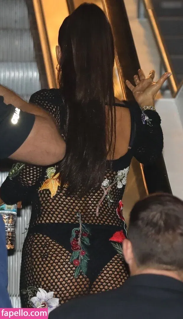 Salma Hayek / salmahayek Onlyfans Photo Gallery 