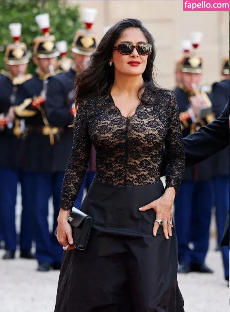 Salma Hayek / salmahayek Onlyfans Photo Gallery 