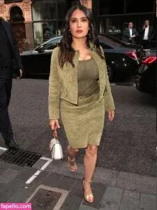 Salma Hayek / salmahayek Onlyfans Photo Gallery 