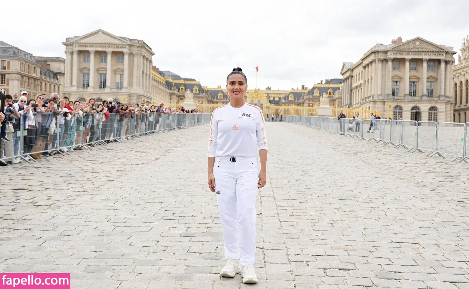 Salma Hayek / salmahayek Onlyfans Photo Gallery 