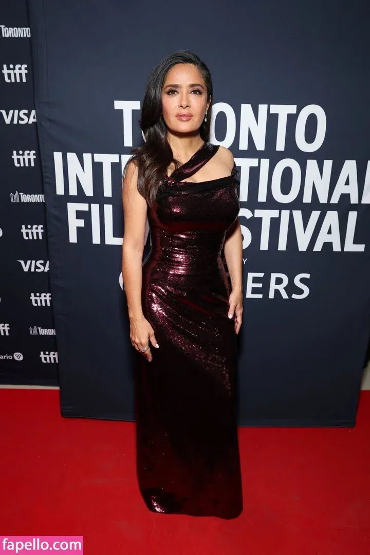 Salma Hayek / salmahayek Onlyfans Photo Gallery 