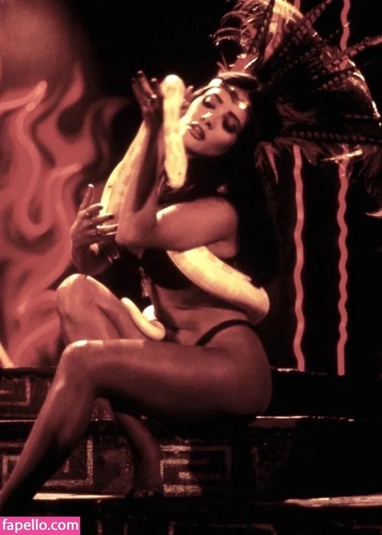 Salma Hayek / salmahayek Onlyfans Photo Gallery 